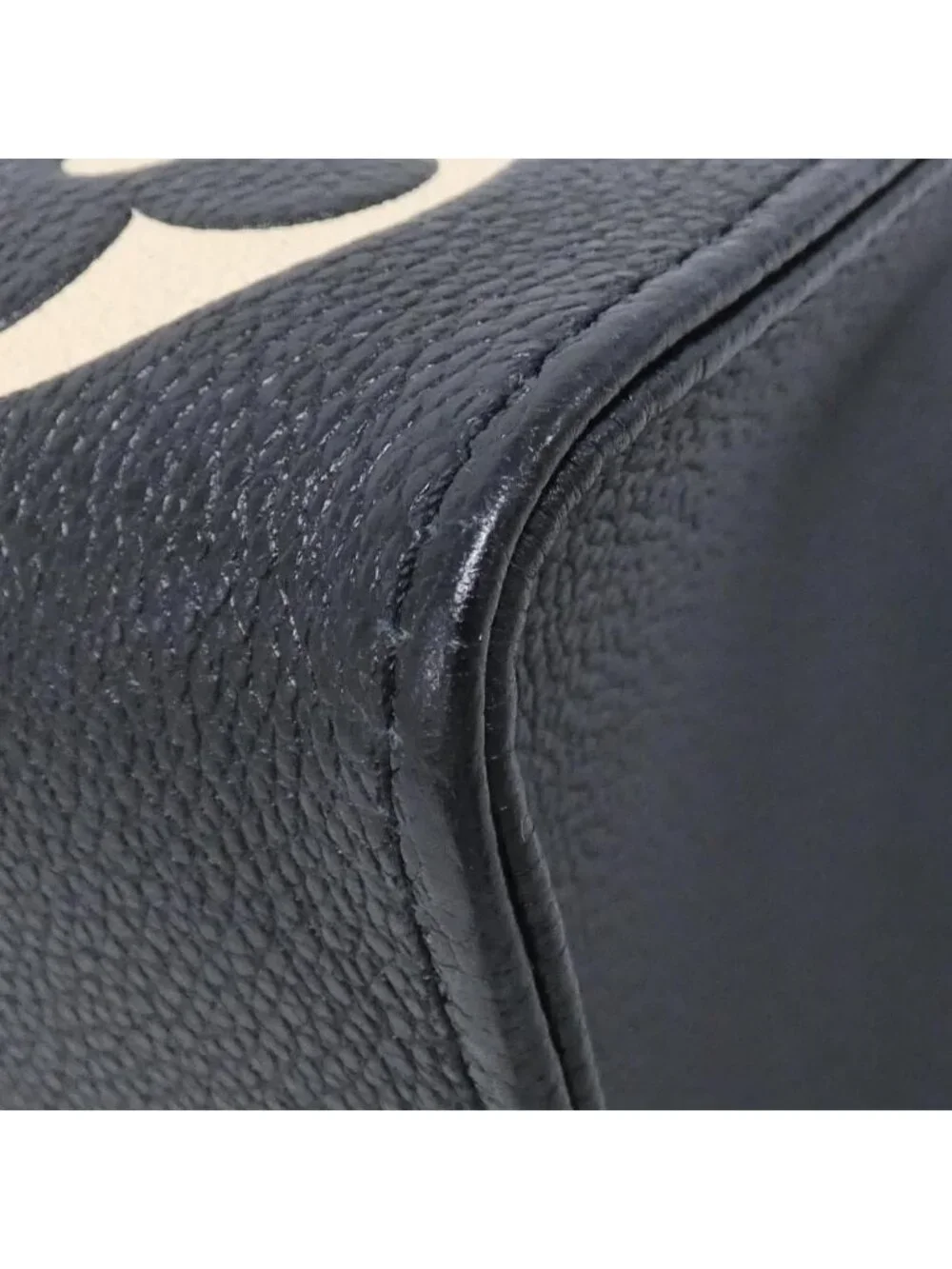 Louis Vuitton Bicolor Monogram Empreinte On The Go MM